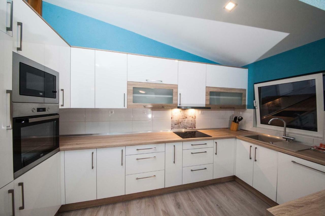 Apartman Josipa Makarska Ngoại thất bức ảnh